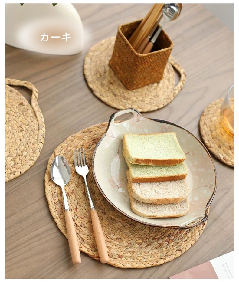 鍋敷き コースター 断熱 ホテイアオイ 丸形 草 18cm 20cm 25cm 30cm かわいい おしゃれ 手編み 草編み 吊り下げ収納 フック付き エスニック バリ雑貨 トレー ソーサー 天然素材 ナチュラル - RabbPig