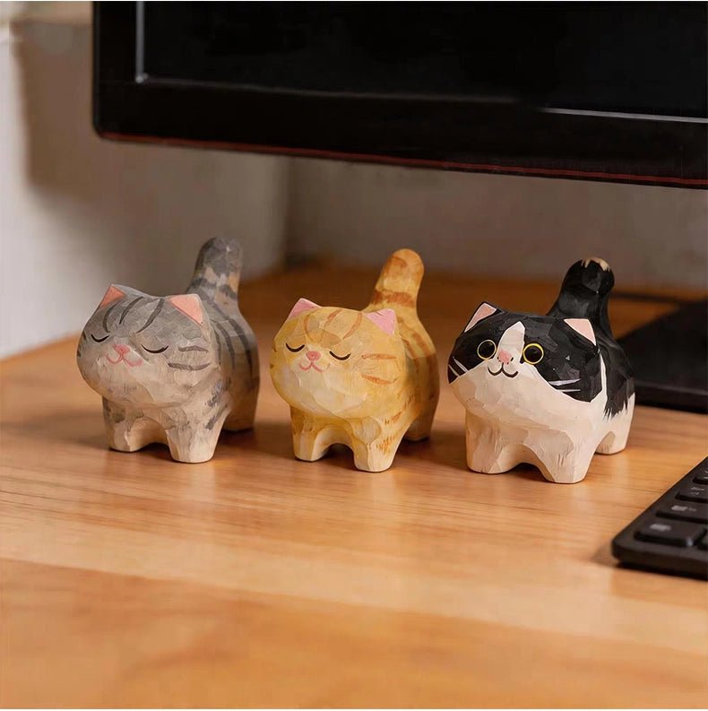 【名入れ｜2点・３点セット｜ラッピング付き】ミニチュア 猫 可愛い 手作り 木彫り 置物 癒し 厄除け 猫グッズ オブジェ 小さい 玄関 風水 引越し祝い 贈り物 プレゼント 幸運 木製 雑貨 - RabbPig