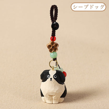 【2個でお得！】【犬の置物｜犬のバッグチャーム】 ナチュラル 可愛い 手作り 木彫り 犬グッズ 置物 バッグチャーム 癒し 厄除け オブジェ ストラップ 小さい 玄関 風水 引越し祝い 贈り物 プレゼント 幸運 お守りストラップ ミニチュア 木製雑貨 - RabbPig