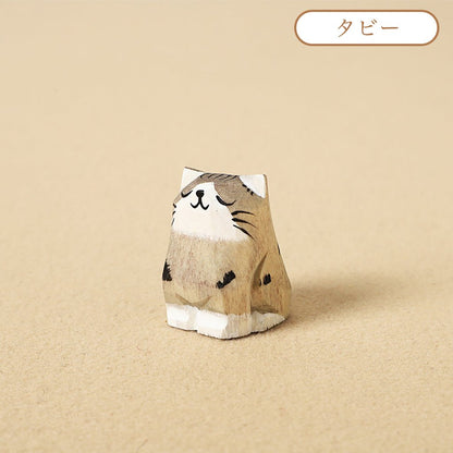 【2個でお得！組み合わせ自由】【猫の置物｜猫のバッグチャーム】 ナチュラル 可愛い 手作り 木彫り 猫グッズ 置物 バッグチャーム 癒し 厄除け オブジェ ストラップ 小さい 玄関 風水 引越し祝い 贈り物 プレゼント 幸運 お守りストラップ ミニチュア 木製 雑貨 - RabbPig